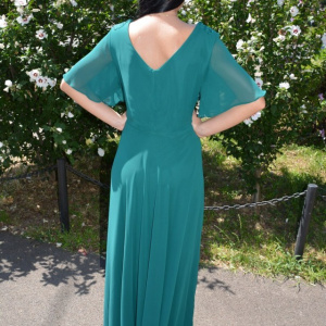 Rochie eleganta din voal combinat cu dantela si perle, greenery