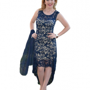 Rochie moderna cu trena, culoare bleumarin, din dantela fina