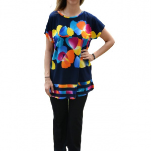 Bluza Ary cu imprimeu de petale,multicolor,nuanta de bleumarin