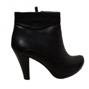 Botine clasice, scurte, de culoare neagra