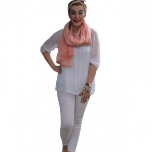 Esarfa chic brodata, culoare corai, forma simpla dreptunghiulara