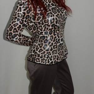 Pantalon de birou, de culoare nisipie, design ondulat chic