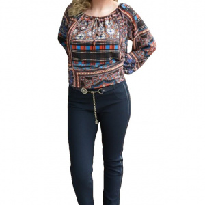 Pantalon modern de culoare bleumarin, model lung cu croi tineresc