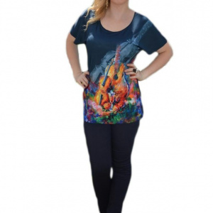 Tricou fashion, nuanta bleumarin infrumusetat cu strasuri fine