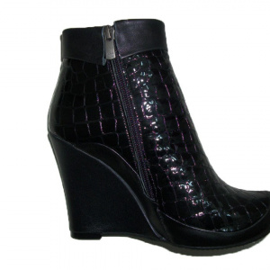 Botina moderna, cu platforma ,culoare neagra