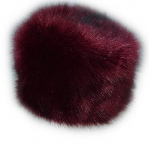 Caciula de blana de culoare marsala, model simplu, clasic