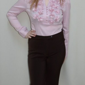 Pantalon chic, nuanta de maro, insertii de strasuri fine