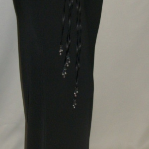Pantaloni lungi, negri, cu cinci fasii de saten decorative