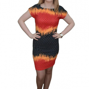 Rochie cu croi clasic, de culoare negru-rosu cu design de buline