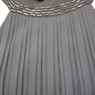 Rochie cu spatele in forma de x, de culoare neagra