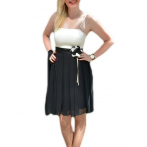 Rochie de seara scurta, cu fusta neagra si partea superioara alba