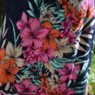 Rochie feminina, de culoare bleomarin-corai cu imprimeu floral
