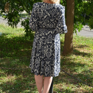 Rochie feminina , de culoare bleumarin-alb, masura mare