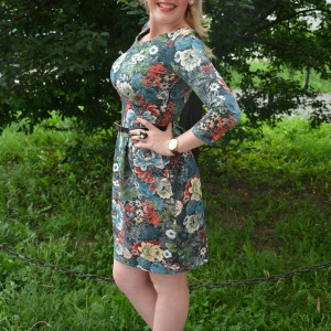 Rochie office, cu flori multicolore de toamna