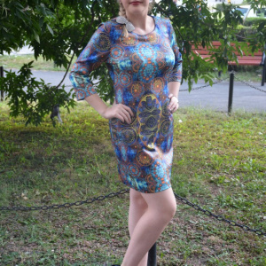 Rochie rafinata, in nuante de albastru, galben,portocaliu