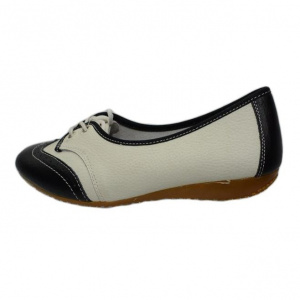 Balerin trendy, nuanta de alb-negru, inchidere cu siret