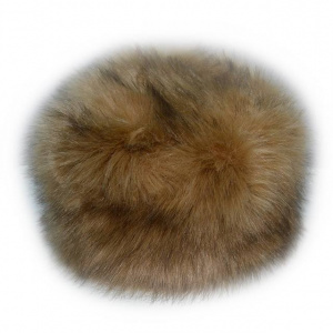 Caciula maro deschis de blana cu volum, design simplist
