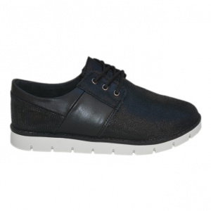 Pantof sport realizat din piele neagra, cu siret si talpa flexibila