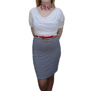 Rochie moderna, nuanta de bleumarin-alb, design dungat
