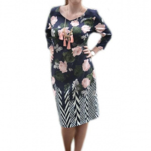 Rochie rafinata cu manaca trei-sferturi, model scurt, elegant