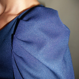 Rochie rafinata, de culoare bleumarin, cu fermuar la spate