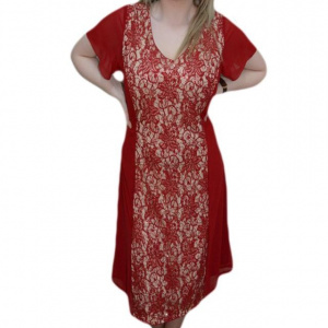 Rochie rafinata, nuanta marsala, decolteu in V, dantela fina
