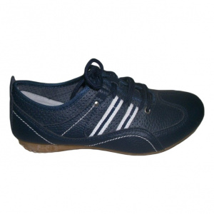 Adidas bleumarin, cusaturi trendy, perforatii rafinate si in tendinte