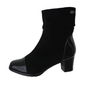 Botina casual, de culoare neagra cu toc mic patrat