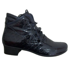 Cizma clasica, din piele lacuita, culoare bleumarin,