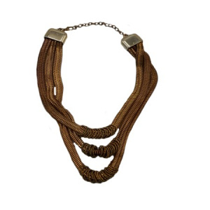 Colier elegant si rafinat, culoare aurie, pandantiv in forma de inima