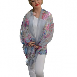 Esarfa fina matase-vascoza, nuanta gri, design cu flori colorate