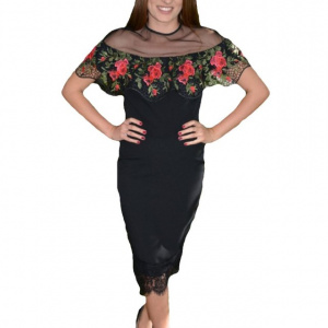 Fusta eleganta cu insertie de dantela fina la baza, neagra