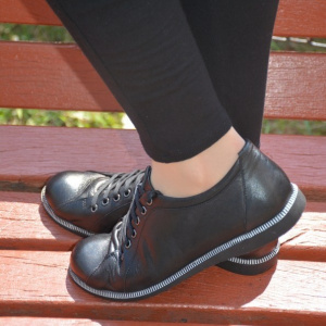 Pantof casual, negru, din piele, cu insertii de fermoar pe talpa