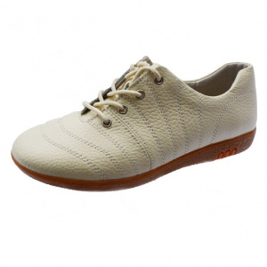 Pantof usor si comod la purtare, nuanta de bej, cusaturi chic