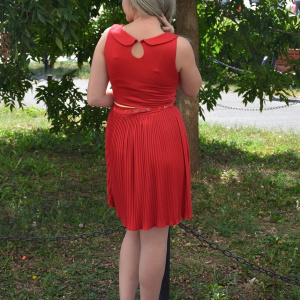 Rochie de primavara-vara, lejera, tinereasca. de culoare rosie