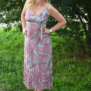 Rochie din bumbac, de culoare gri-roz