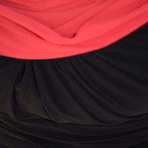Rochie eleganta , de culoare neagra din jerse fin fronsata