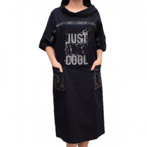 Rochie lejera cu buzunare mari si decolteu mic, nuanta bleumarin
