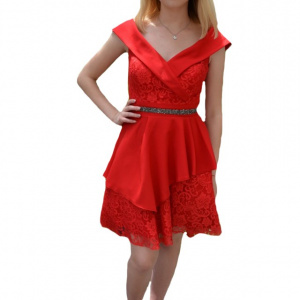 Rochie Makenzie cu insertii de dantela,nuanat de rosu