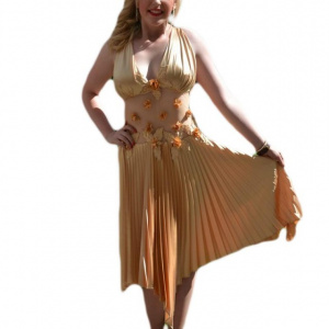 Rochie rafinata de seara, senzuala,de culoare aurie