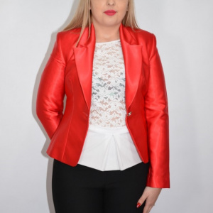 Sacou office, rosu, cu un nasture metalic argintiu