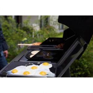 Gratar pe gaz din inox Char-Broil Professional 3400S - 140736 lateral