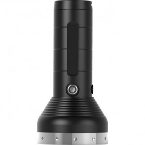 Lanterna LED Lenser MT18 3000LM+ACUM.+USB+INC