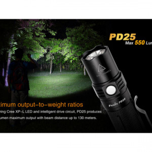 Lanterna Fenix PD25 550 lumeni 130 Metri