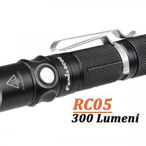 Lanterna Fenix RC05 300 lumeni 90 metri