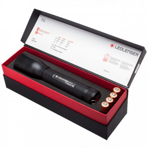 Lanterna Led Lenser P14 800LM / 4XAA + Husa