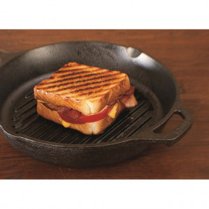 Tigaie grill adanca rotunda din fonta cu maner Lodge 26 cm