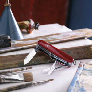 Briceag Victorinox Explorer, rosu - 1.6703 prezentare
