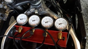 Sincronizare carburatoare si injectie moto
