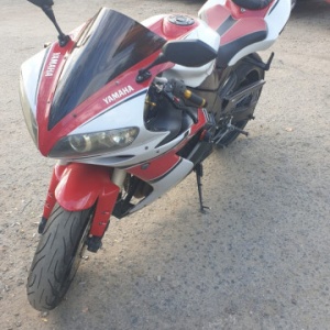 Yamaha YZF-R1 2004 - DE INCHIRIAT - MOTO FOR RENT